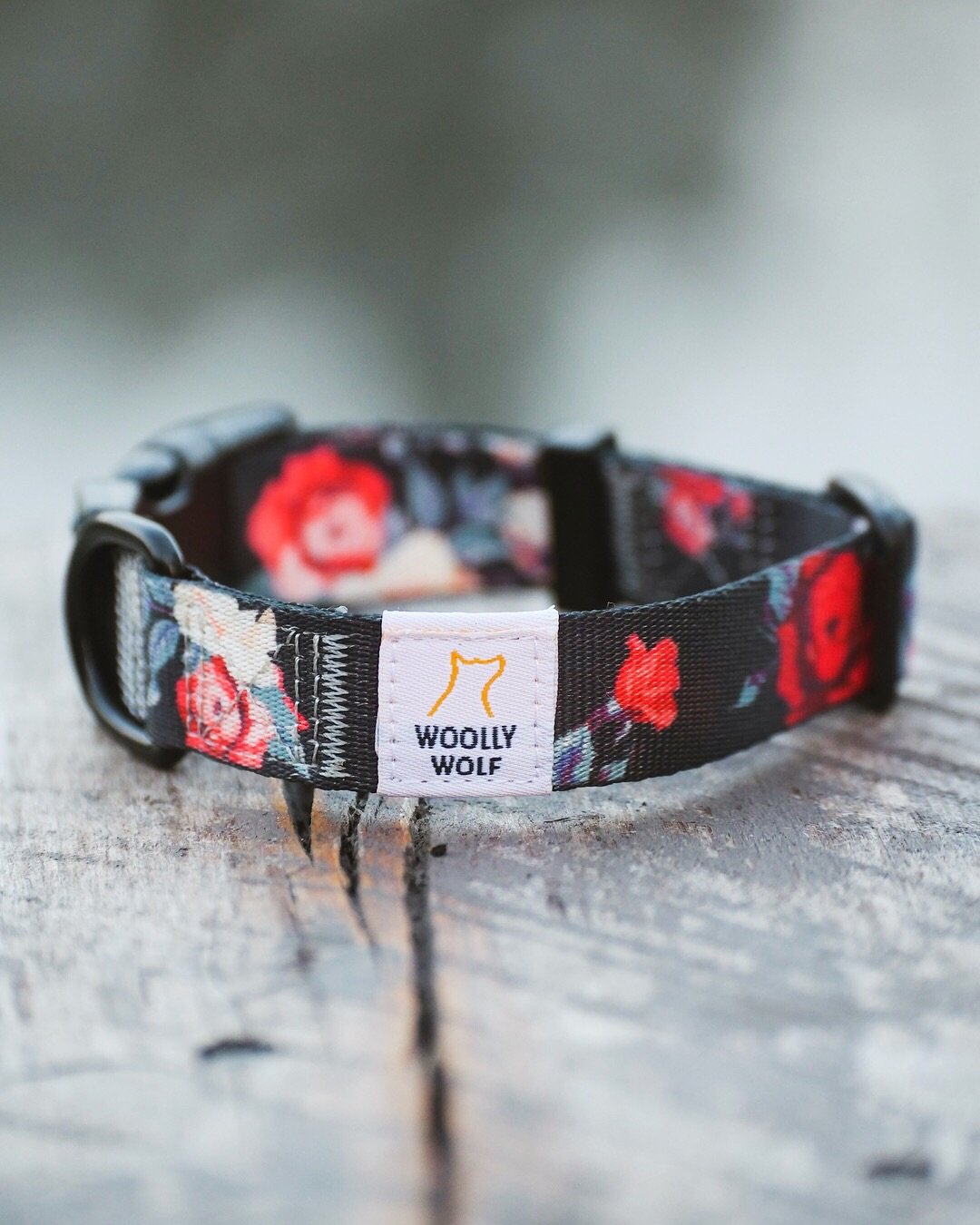 Wild Rose Collar